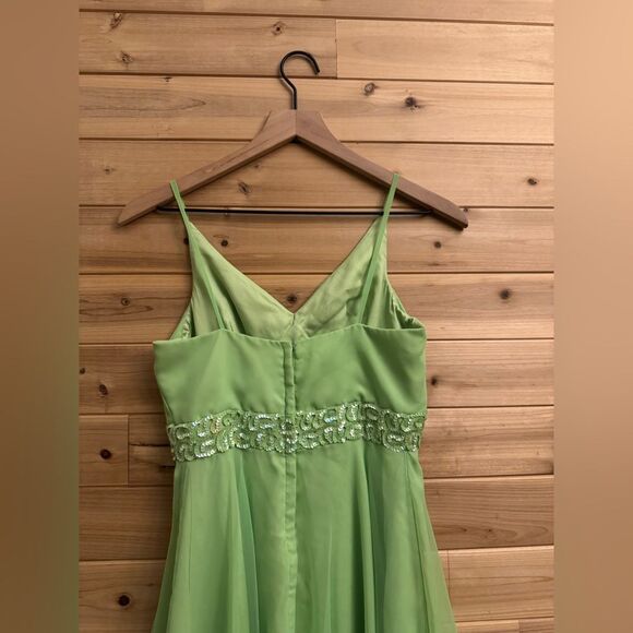 Vintage Mike Benet Size Small Lime Green Sequin Babydoll Chiffon Prom Dress - Picture 11 of 13